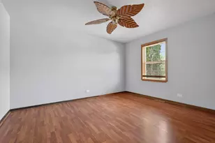 513 Pembroke SW Rd, Poplar Grove, IL 61065 - Photo 19