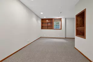 513 Pembroke SW Rd, Poplar Grove, IL 61065 - Photo 23