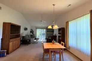 5241 Diane Dr, Rockford, IL 61108 - Photo 9