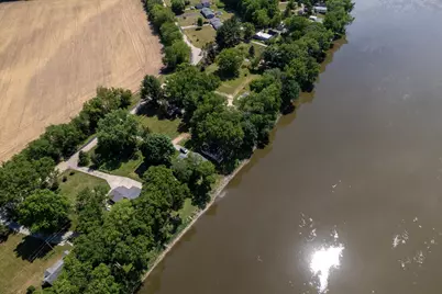 7198 S Rock Nation Road, Dixon, IL 61021 - Photo 9