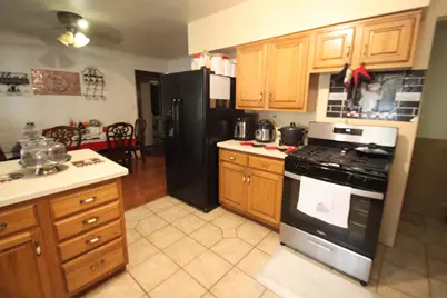 2218 Benderwirt Avenue, Rockford, IL 61103 - Photo 11