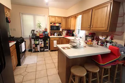 2218 Benderwirt Avenue, Rockford, IL 61103 - Photo 9