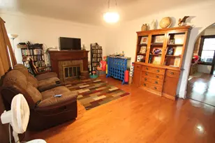 2218 Benderwirt Ave, Rockford, IL 61103 - Photo 7