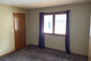 1318 Trainer Rd, Rockford, IL 61108 - Photo 7