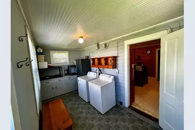 126 E 6th Street, Pecatonica, IL 61063 - Photo 5