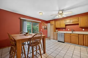 2802 English, Rockford, IL 61114 - Photo 7