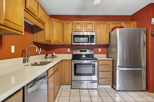 2802 English, Rockford, IL 61114 - Photo 9