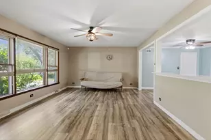 6231 Linden Ln, La Grange, IL 60525 - Photo 3