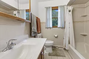 6231 Linden Ln, La Grange, IL 60525 - Photo 9