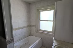 836 W Stephenson St, Freeport, IL 61032 - Photo 23