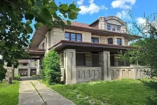 836 W Stephenson St, Freeport, IL 61032 - Photo 1