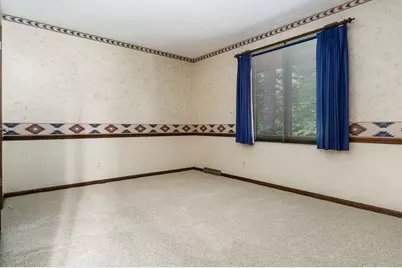 1610 Shaw Woods Drive, Rockford, IL 61107 - Photo 25