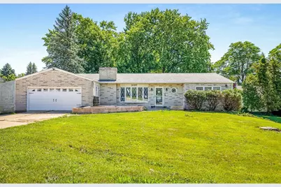 2057 Il Rte 26 N, Freeport, IL 61032 - Photo 1