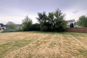 1045 Law Cir, Belvidere, IL 61008 - Photo 3