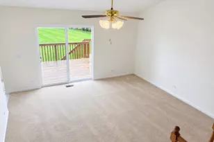 6582 Kristines Way, South Beloit, IL 61080 - Photo 7