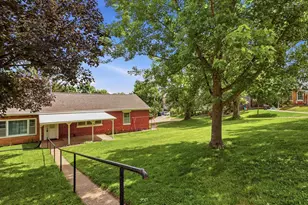 102 N High St, Galena, IL 61036 - Photo 3