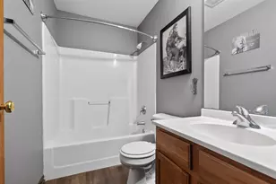 9127 Leicester Way, Roscoe, IL 61073 - Photo 15