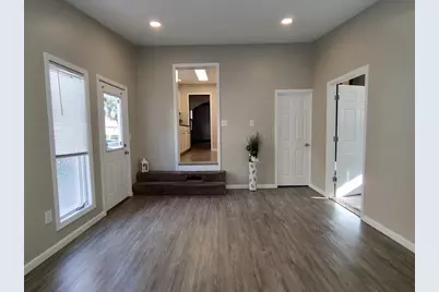 604 Frances Avenue, Loves Park, IL 61111 - Photo 7
