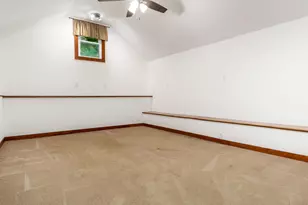 8321 Blomberg Rd, Cherry Valley, IL 61016 - Photo 27