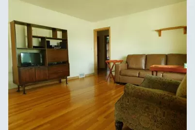 1421 Parkview Avenue, Rockford, IL 61107 - Photo 5