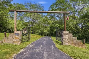 2105 N Elizabeth Scales Mound Rd, Elizabeth, IL 61028 - Photo 71
