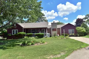 5337 N Main St, Rockford, IL 61103 - Photo 1