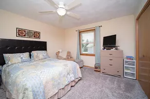5885 Longest Dr, South Beloit, IL 61080 - Photo 11