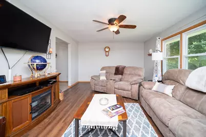 5885 Longest Dr, South Beloit, IL 61080 - Photo 3