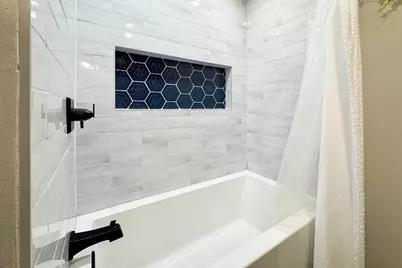 6857 Chandelier Drive, Loves Park, IL 61111 - Photo 19