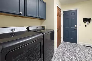 6857 Chandelier Dr, Loves Park, IL 61111 - Photo 23