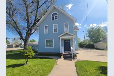 738 11th St, Lasalle, IL 61301 - Photo 1