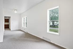 1803 8th St, Rockford, IL 61104 - Photo 7
