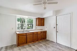 1803 8th St, Rockford, IL 61104 - Photo 13