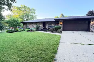 3615 Bently Dr, Rockford, IL 61101 - Photo 1