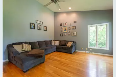 5888 N Charolaise Road, Freeport, IL 61032 - Photo 11