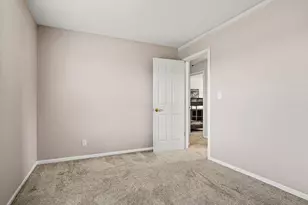 2625 E Winfield Ln, Belvidere, IL 61008 - Photo 33