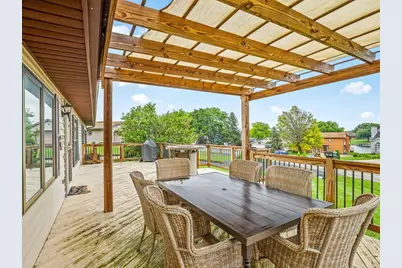 63 Delburne Drive, Lake Summerset, IL 61019 - Photo 11