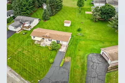 63 Delburne Drive, Lake Summerset, IL 61019 - Photo 9