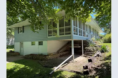 1894 N Ridge Drive, Freeport, IL 61032 - Photo 25