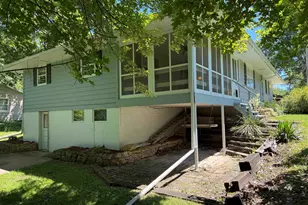 1894 N Ridge Dr, Freeport, IL 61032 - Photo 25