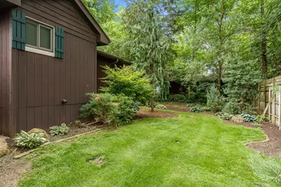 5491 Tate Road, Rockford, IL 61101 - Photo 9