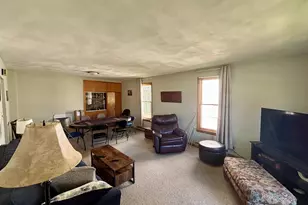 210 W Benton Ave, Stockton, IL 61085 - Photo 5