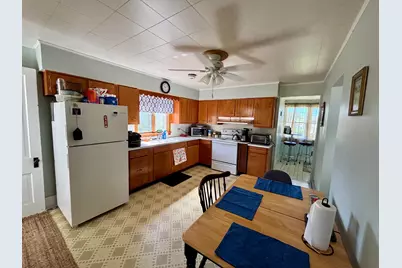 210 W Benton Avenue, Stockton, IL 61085 - Photo 7