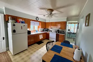 210 W Benton Ave, Stockton, IL 61085 - Photo 7