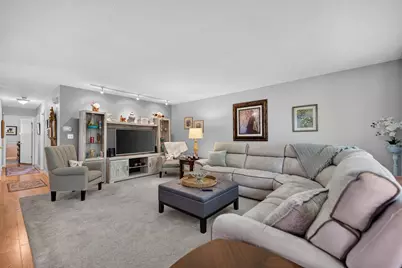 1340 Williamsburg Road, Rockford, IL 61109 - Photo 7