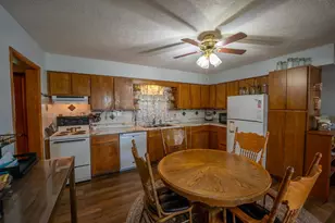 30319 Brookville A&b Rd, Lanark, IL 61046 - Photo 15