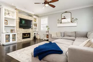 3303 Lafayette St, Elgin, IL 60124 - Photo 7