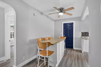 418 E Greenview Avenue, Machesney Park, IL 61115 - Photo 7