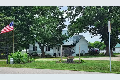 8999 Centerville Road, Capron, IL 61012 - Photo 1