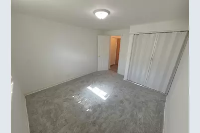 307 Washington Street, Rockford, IL 61104 - Photo 3